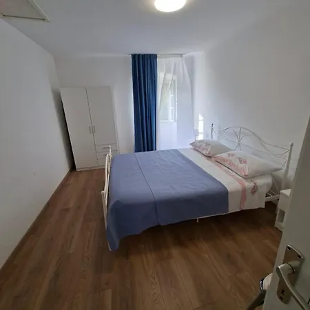 Macmalic Apartment Zbicina